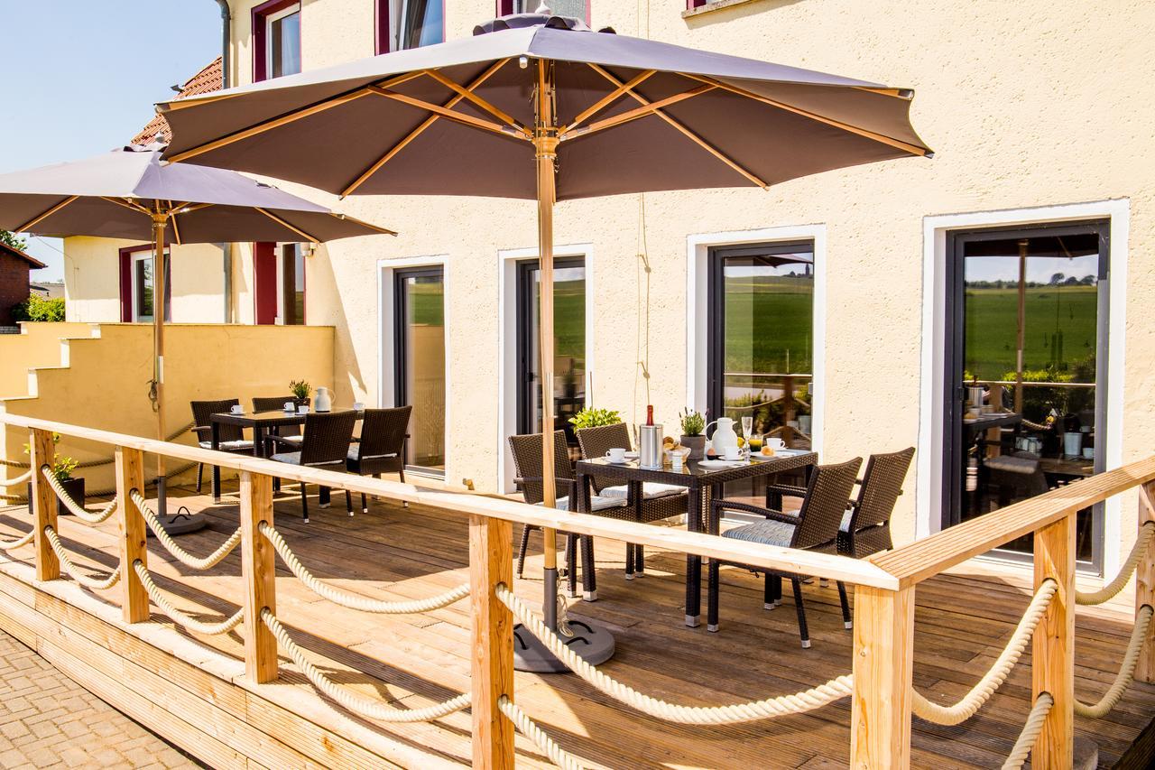 Pension Zum Riedensee Bastorf Екстериор снимка