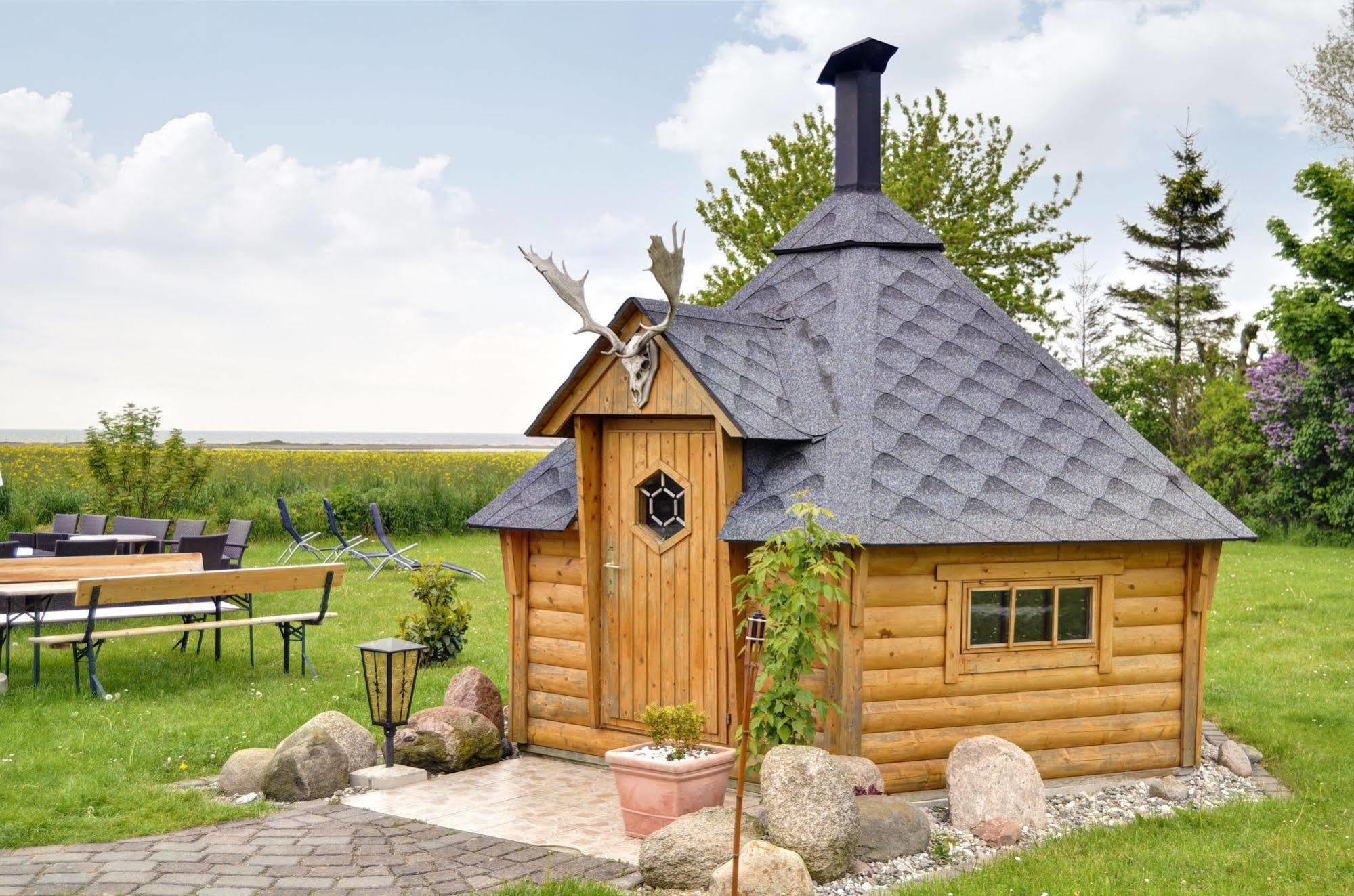 Pension Zum Riedensee Bastorf Екстериор снимка