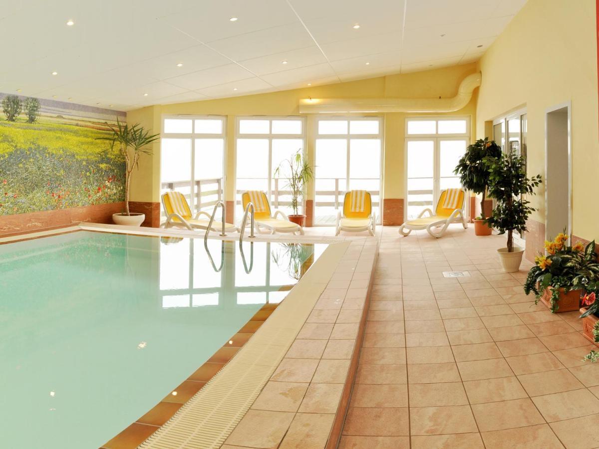 Pension Zum Riedensee Bastorf Екстериор снимка